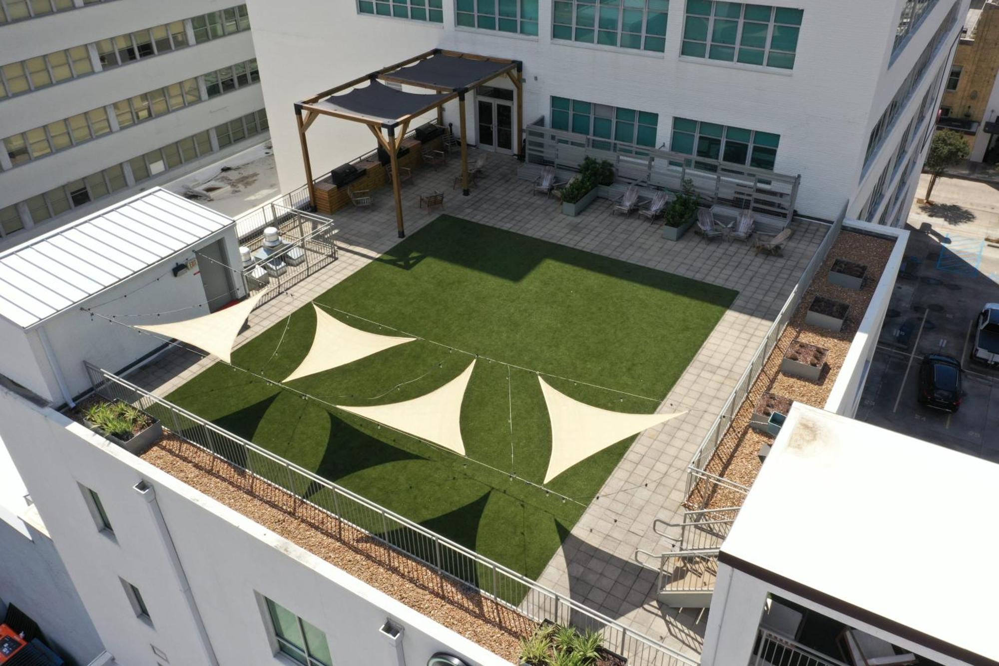Apartment Industrial Downtown - 2bd 2ba *