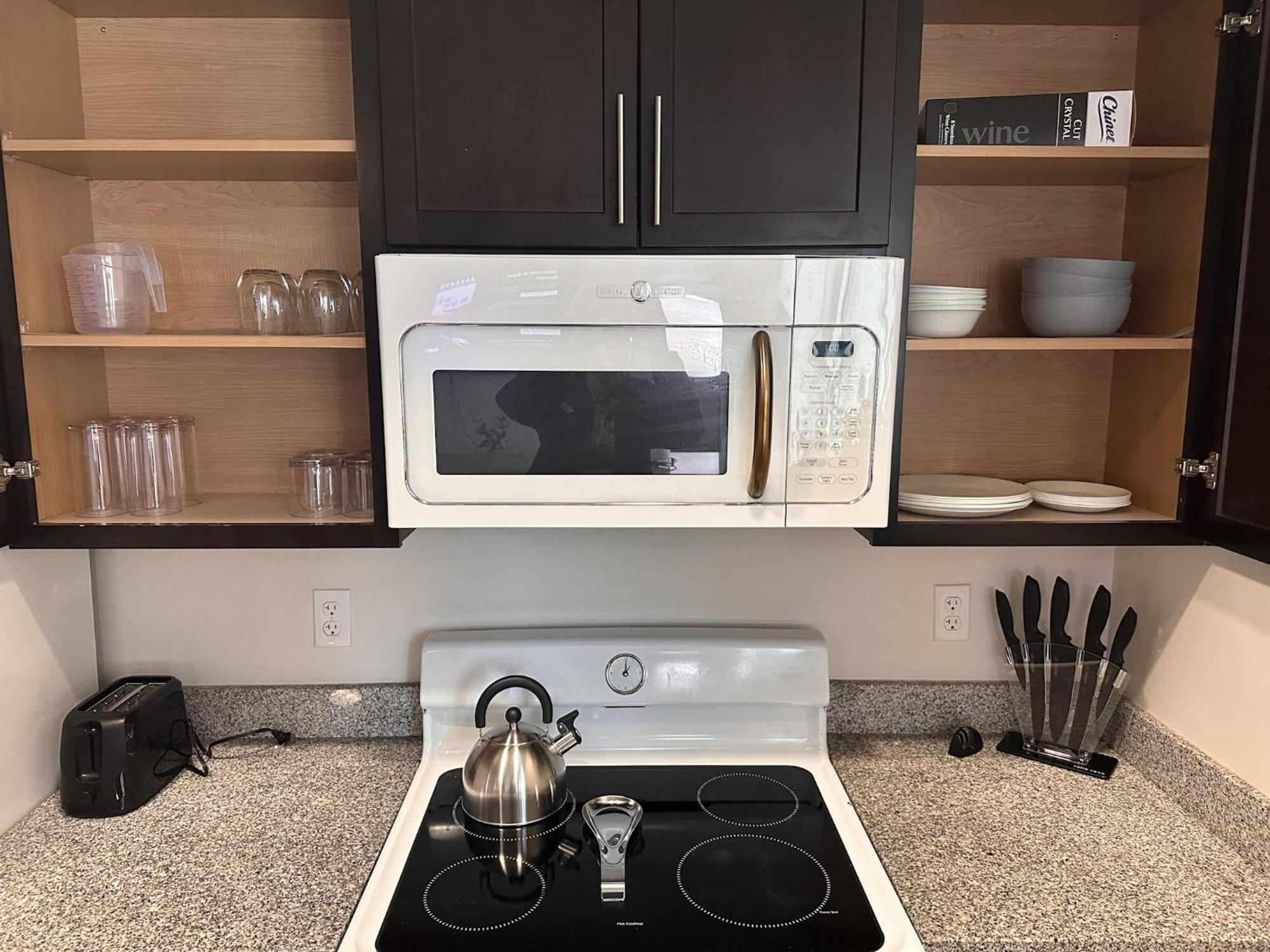 Apartment Industrial Downtown - 2bd 2ba *